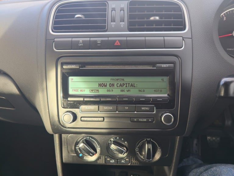 2010 Volkswagen Polo 1.2 70 SE 5dr HATCHBACK PETROL Manual