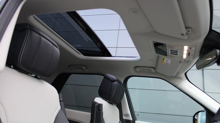 2025 Land Rover Discovery 3.0 D350 Metropolitan Edition 5dr Auto Estate Diesel Automatic