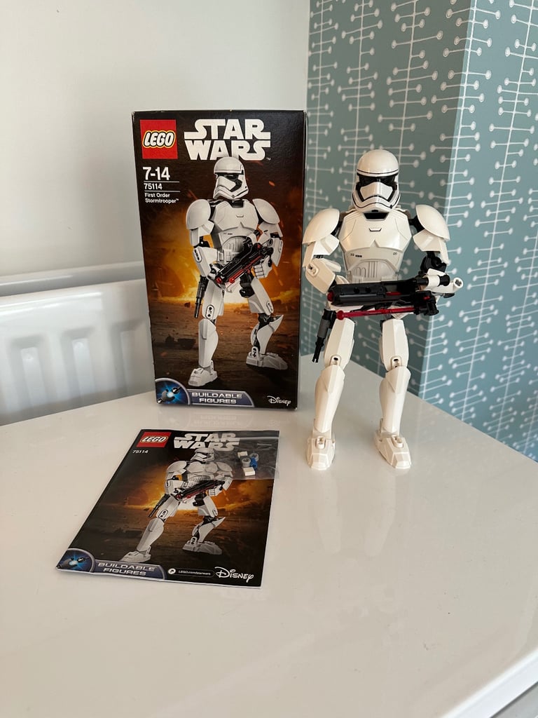 Retired LEGO STAR WARS First Order Stormtrooper Buildable Figure #75114 - Box And Instructions