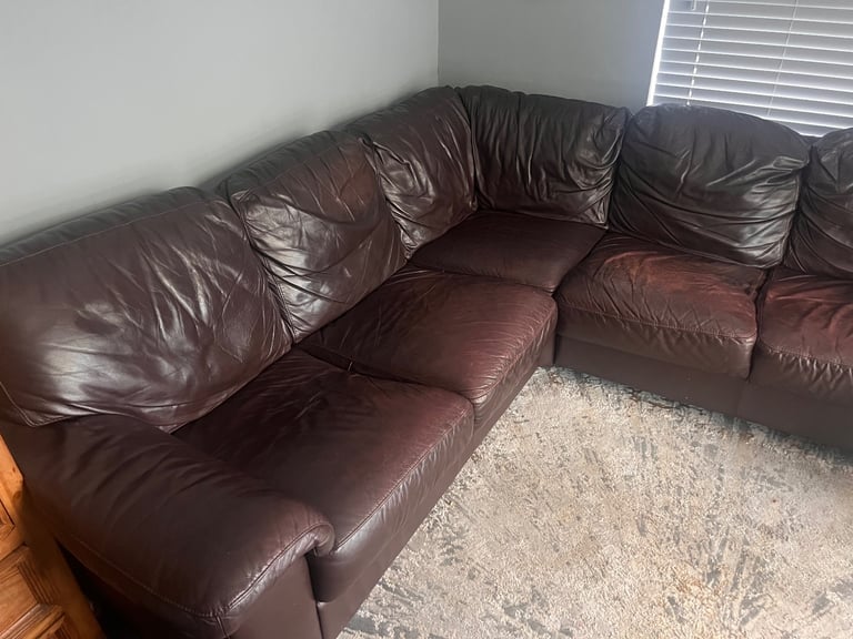Leather Corner sofa 
