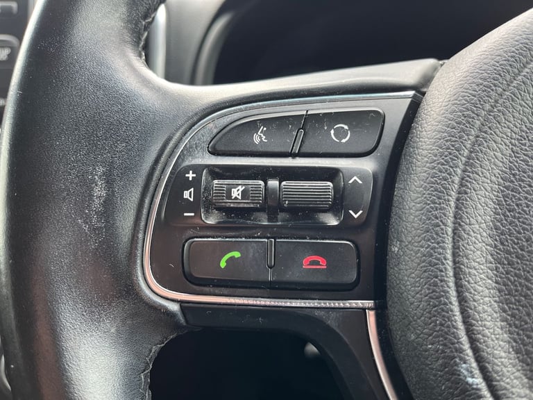  Kia Sportage 1.6 Gdi 1 Suv 5dr Petrol Manual Euro 6 130 Bhp Petrol