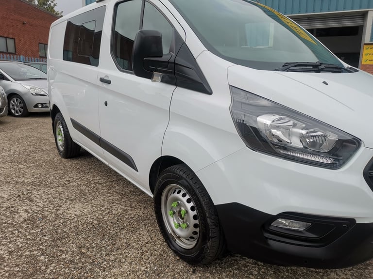 2018 Ford Transit Custom 2.0 TDCi 105ps Low Roof D/Cab Van PANEL VAN Diesel Manual