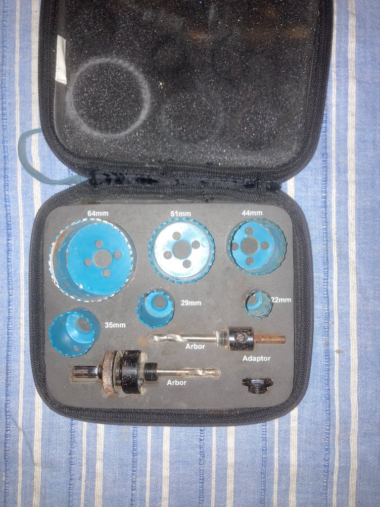 Erbauer hole saw set