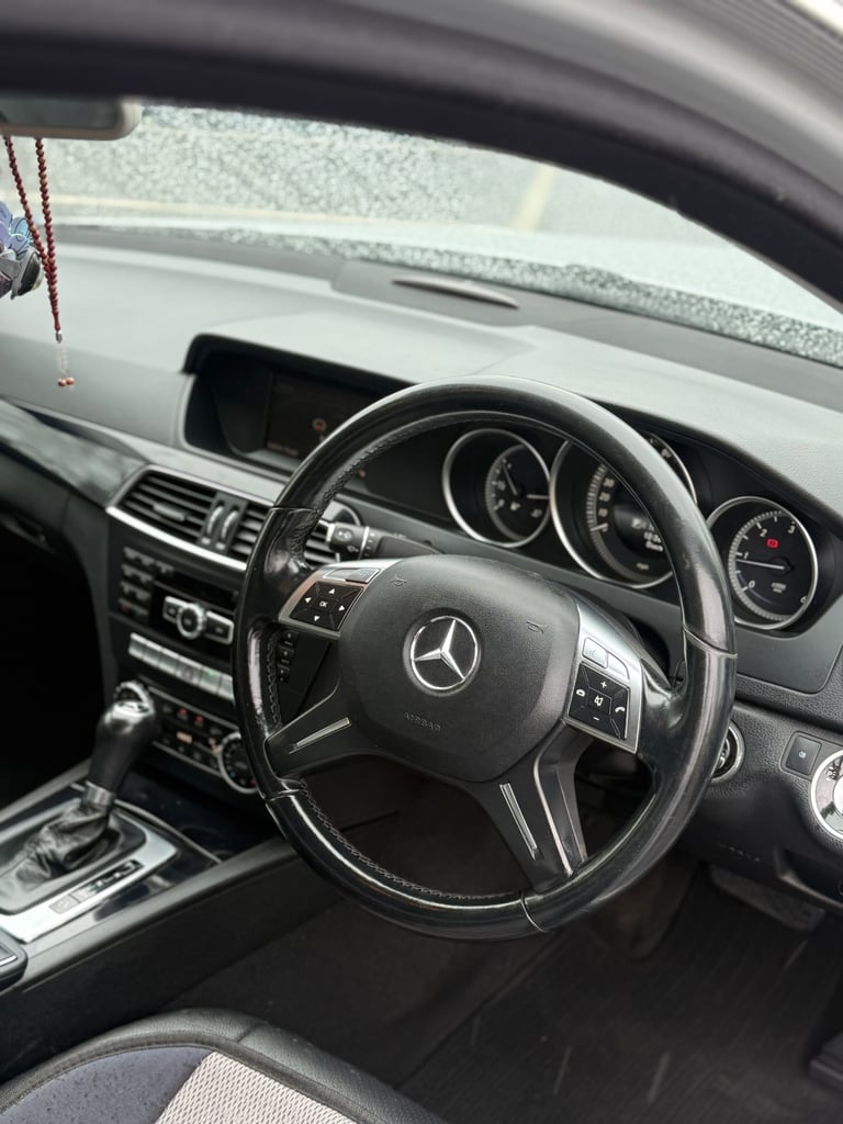 Mercedes-Benz, C CLASS, Saloon, 2014, automatic 7G 2.200 (cc), 4 doors-Fresh mot !