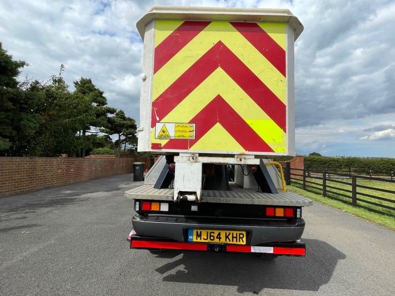 2014 Toyota Hilux 2.5 ACTIVE 4X4 D-4D S/C 142 BHP CHERRY PICKER CPL A314 77K + VAT  PICKUP Diesel...