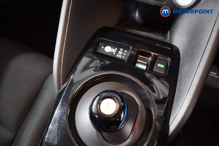 2022 Nissan Leaf 110kW N-Connecta 39kWh 5dr Auto Hatchback Electric Automatic