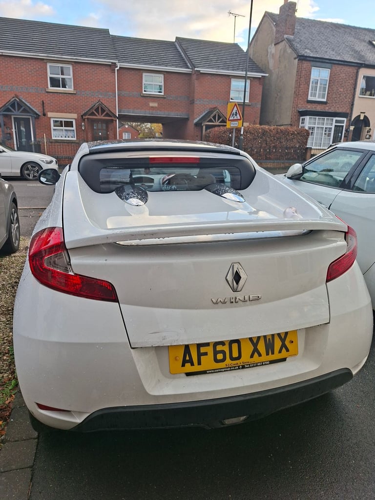 Renault, WIND, Convertible, 2010, Manual, 1598 (cc), 2 doors