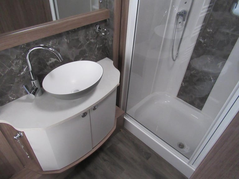 2024 Coachman Vip 575