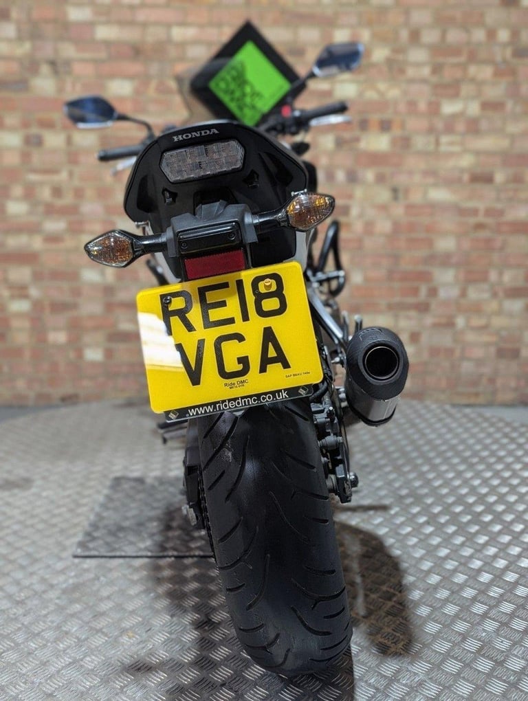 HONDA CB650F ULEZ COMPLIANT 2018 - DELKEVIC EXHAUST SYSTEM - TIDY BIKE.