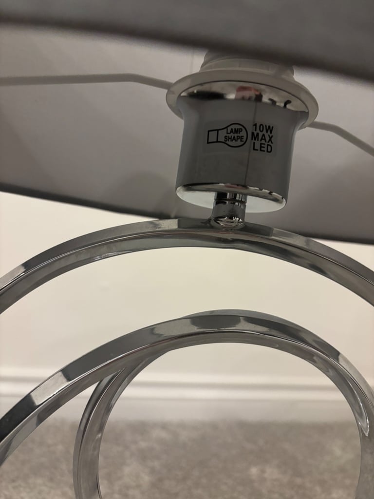 Silver and chrome table lamp 