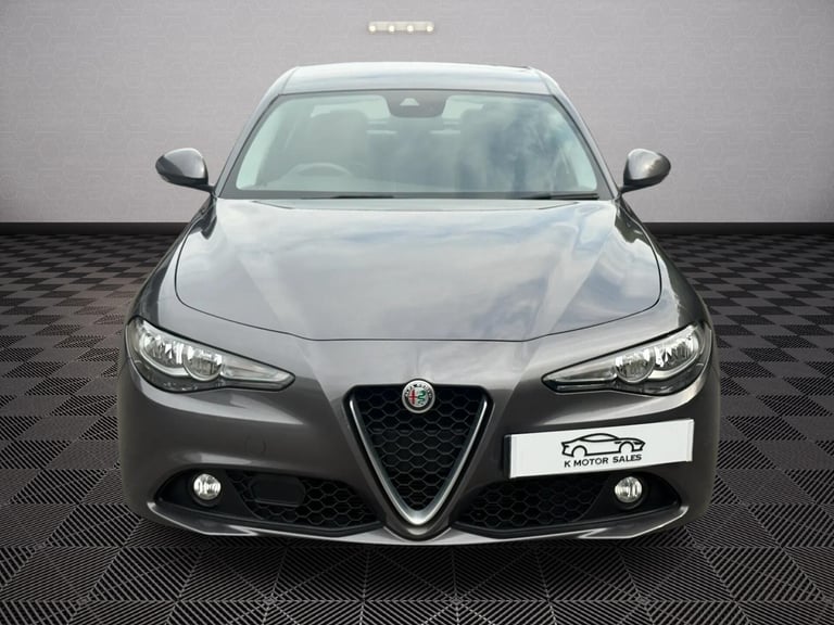2019 Alfa Romeo Giulia 2.0T Super Auto Euro 6 (s/s) 4dr SALOON Petrol Automatic