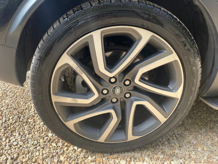 2020 Land Rover Discovery 3.0 SD V6 HSE SUV 5dr Diesel Auto 4WD Euro 6 (s/s) (306 ps) 7 SEATER Au...