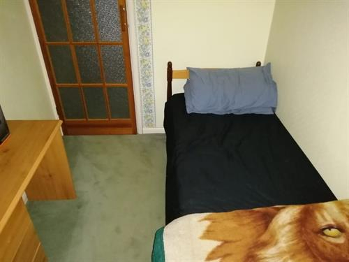 image for Single Room to Rent on Rose Avenue, Morden SM4. Bills Included. Students also accepted.