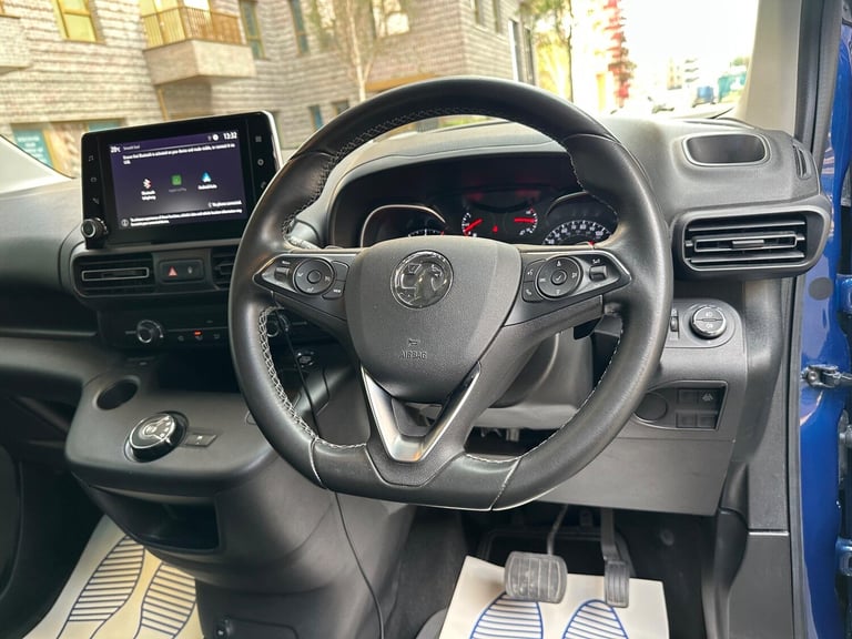 2020 Vauxhall Combo Life 1.5 Turbo D BlueInjection Energy Auto Euro 6 (s/s) 5dr MPV Diesel Automatic
