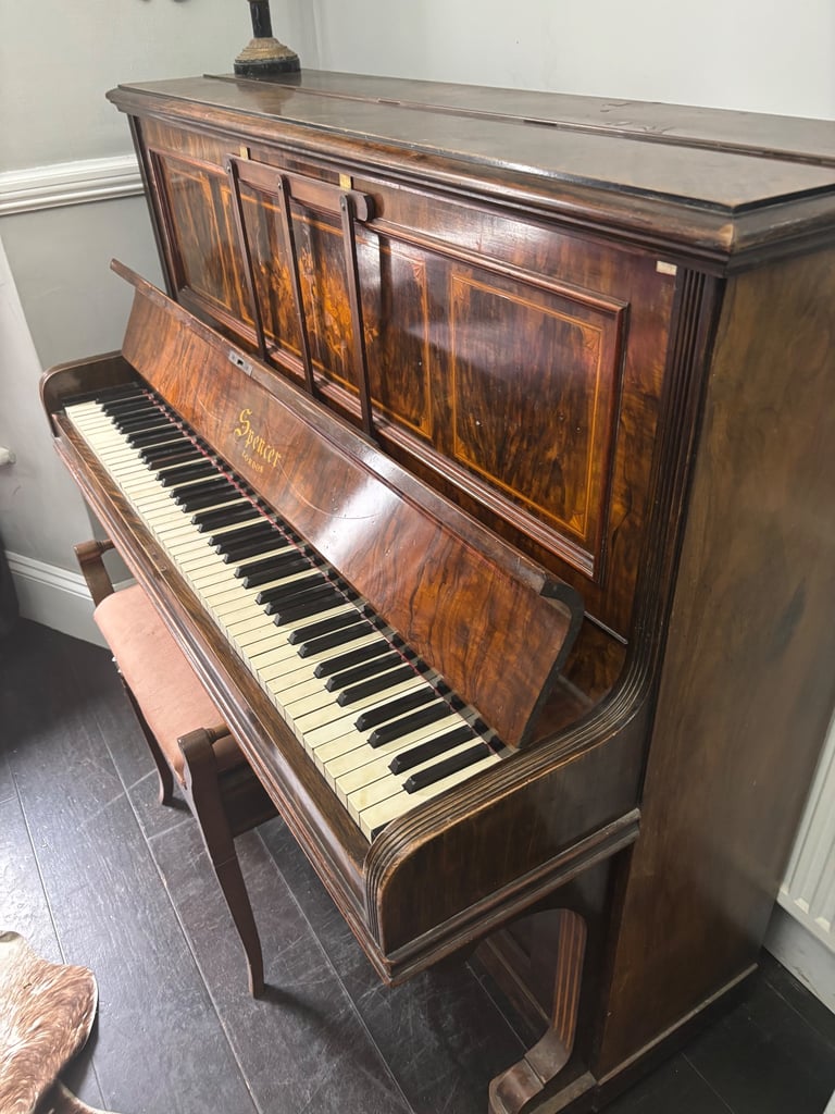 Piano for free