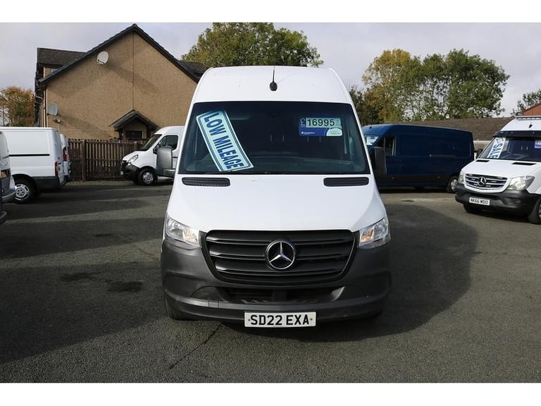 2022 MERCEDES SPRINTER MWB NEW SHAPE *NO VAT* LOW MILES 60k YEARS MOT crafter