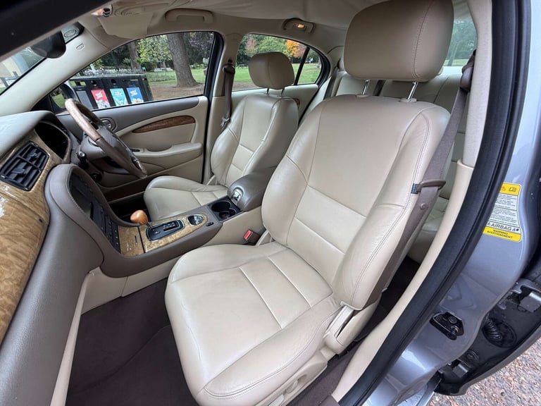 2007 Jaguar S-Type 3.0 S-Type SE V6 Auto 4dr Saloon Petrol Automatic