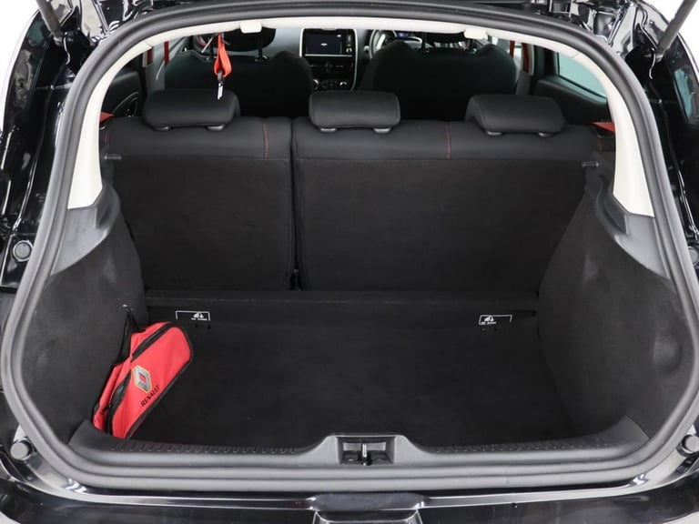 2015 Renault Clio 1.6 TCe Renaultsport Lux Hatchback 5dr Petrol EDC Euro 5 (200 ps) Hatchback Pet...