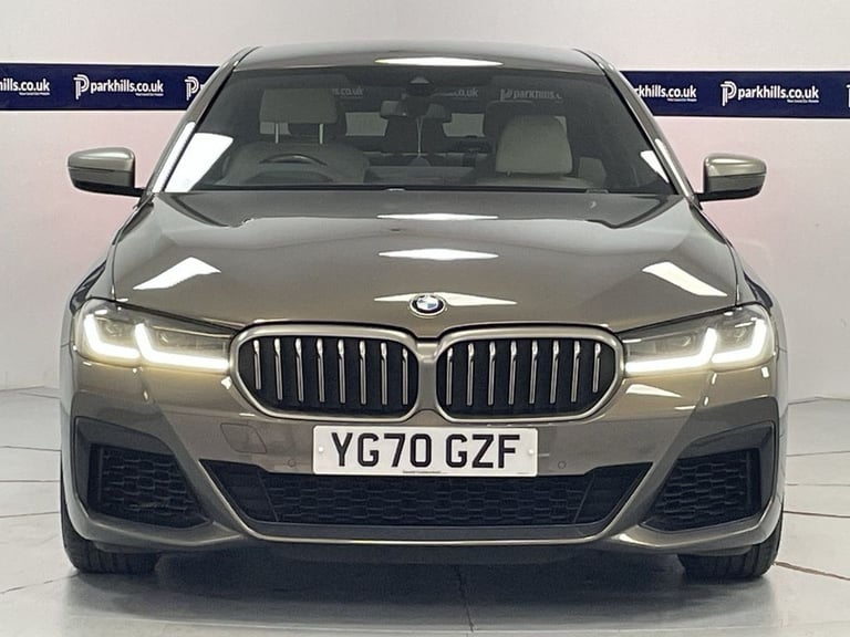 2020 BMW 5 Series 4.4 M550i V8 Saloon 4dr Petrol Steptronic xDrive Euro 6 (s/s) (530 ps) - AA Sal...