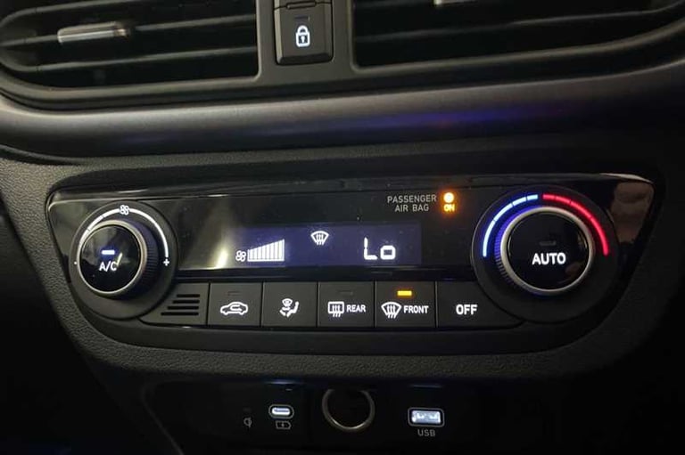 2025 Hyundai i10 1.2 Premium Hatchback 5dr Petrol Auto Euro 6 (s/s) (79 ps) Hatchback Petrol Auto...