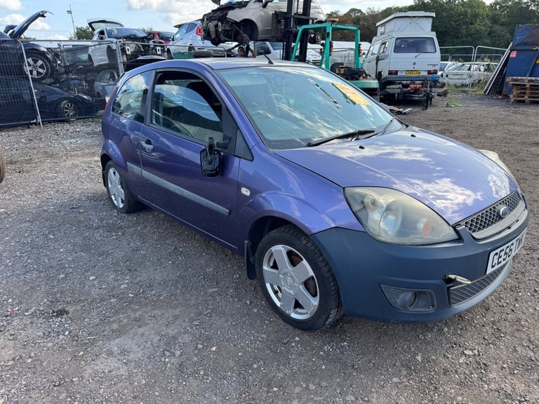Ford fiesta mk6 1.25 2 door 2007 purple BREAKING FOR PARTS 