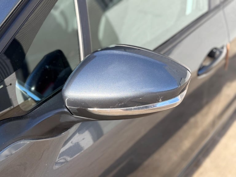 2015 Peugeot 208 1.2 VTi PureTech Active Euro 6 5dr HATCHBACK Petrol Manual