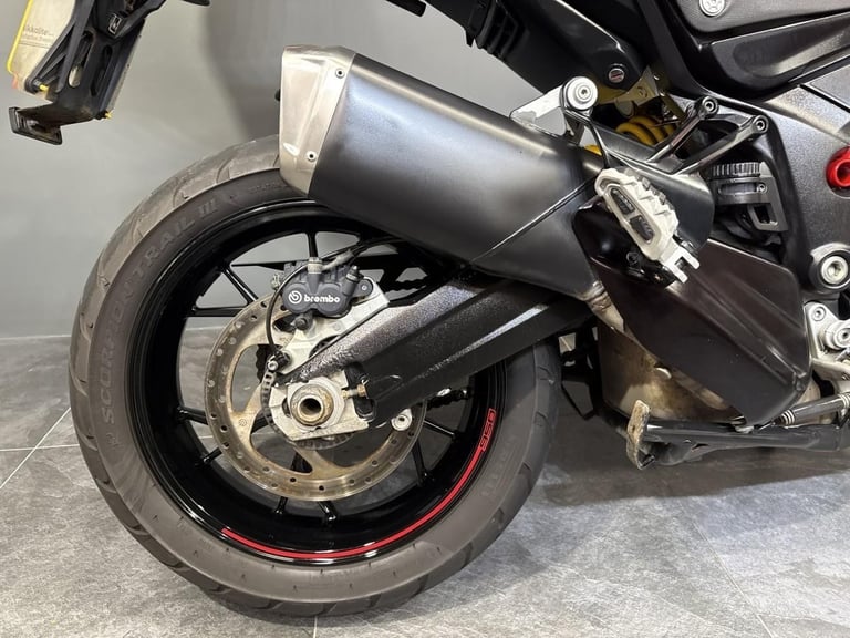 2021 DUCATI MULTISTRADA 950 S ADVENTURE BIKE FITTED WITH TOP BOX