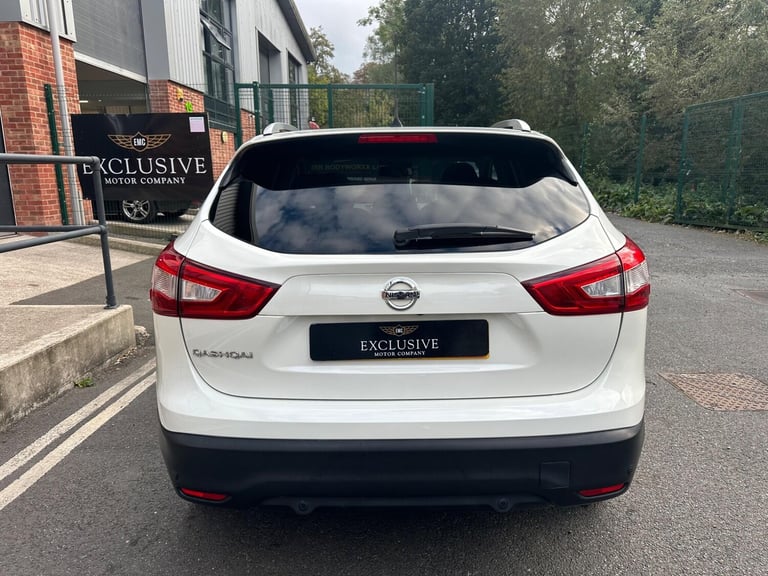 2017 Nissan Qashqai 1.2 DIG-T N-Connecta XTRON 2WD Euro 6 (s/s) 5dr HATCHBACK Petrol Automatic