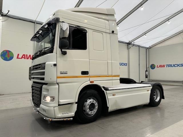 DAF XF105 460 4x2 Space Cab Tractor Unit