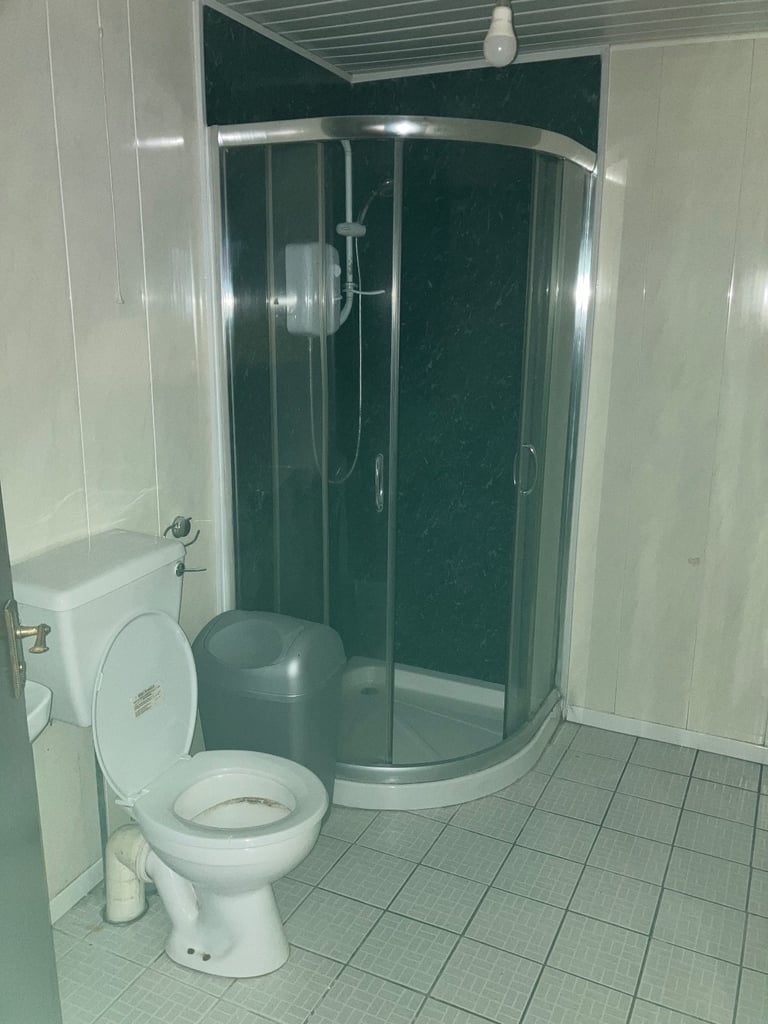 One bedroom ground floor flat 