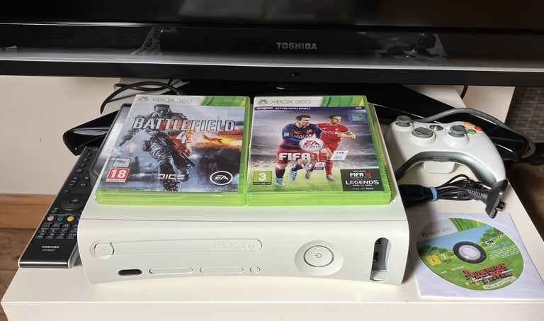 Toshiba 42 inch LCD TV + Xbox 360 bundle (console+controller+games+cables+TV+remote)