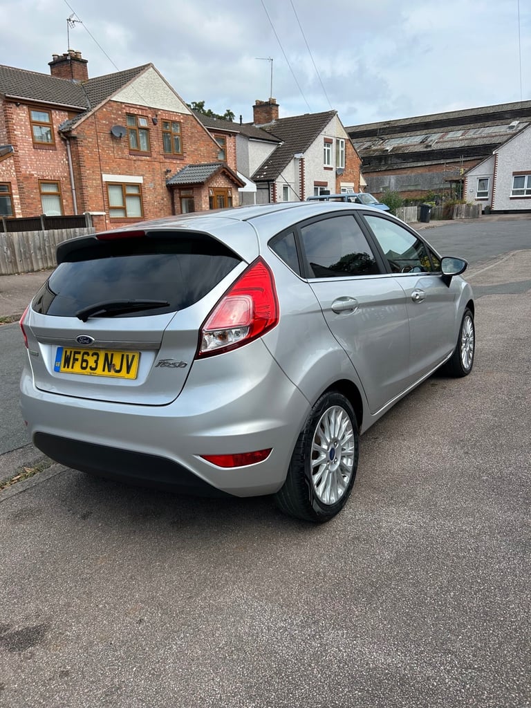 2013 Ford Fiesta 1.0 EcoBoost Titanium 5dr HATCHBACK Petrol Manual