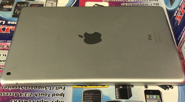 Apple iPad Air A1474 Silver Available for For Spare Parts And Repairs Without LCD Screen