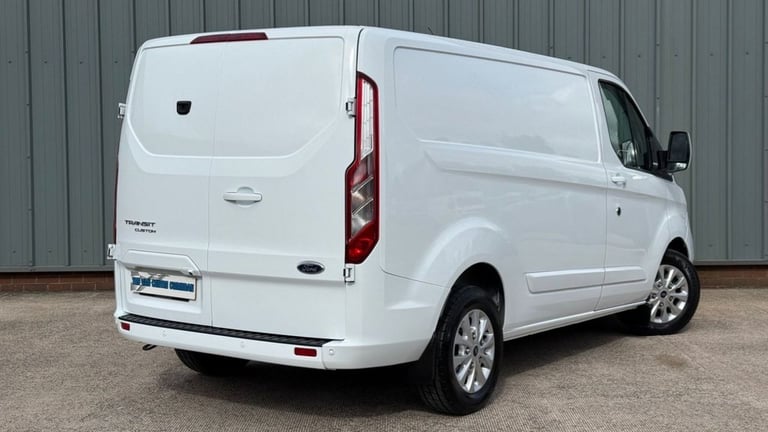 2023 Ford Transit Custom 2.0 EcoBlue 170ps Low Roof Limited Van Auto PANEL VAN DIESEL Automatic