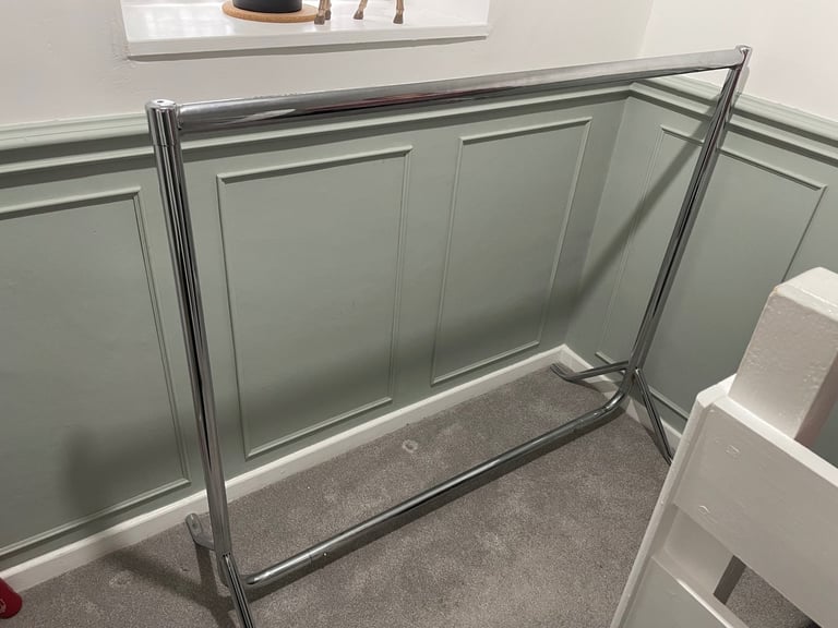 image for Heavy duty metal clothing rail clothes rack