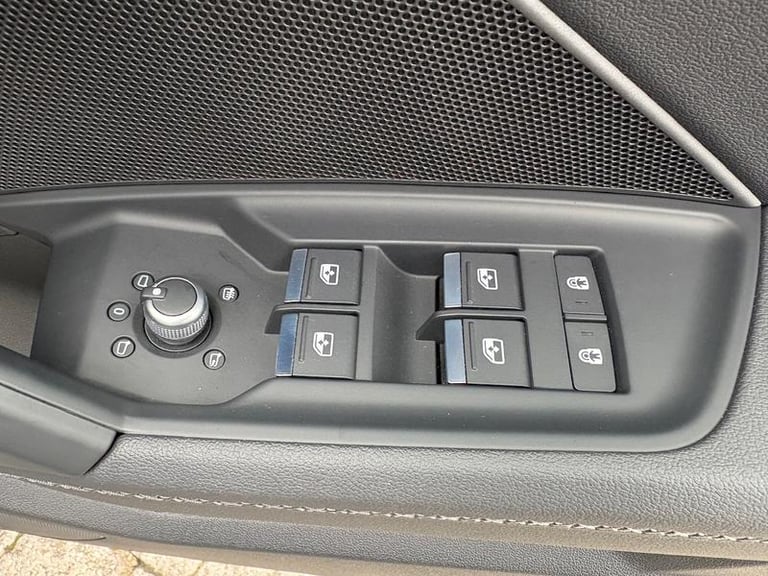 2022 Audi A3 1.5 TFSI 35 S line Sportback 5dr Petrol S Tronic Euro 6 (s/s) (150 ps) Auto Hatchbac...