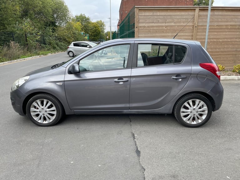 2011 Hyundai i20 1.4 Style 5dr HATCHBACK Petrol Manual