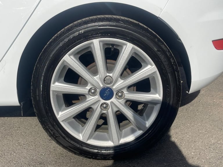 2016 Ford Fiesta 1.0T EcoBoost Titanium Hatchback 5dr Petrol Powershift Euro 6 (100 ps) Hatchback...