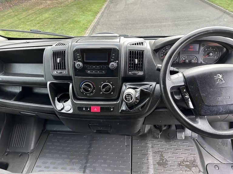 2018 Peugeot Boxer BlueHDi 335 Panel Van Diesel Manual