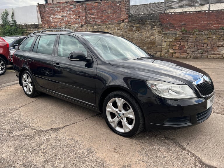 image for 2011 Skoda Octavia 1.6 SE 5dr ESTATE Petrol Manual