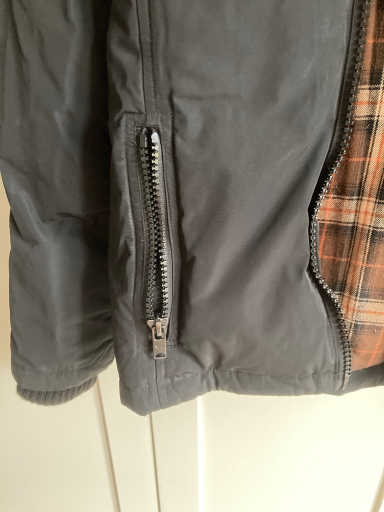 Black ladies parka with duck feather size 38