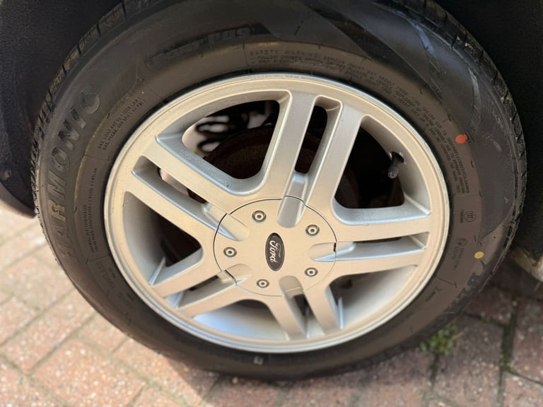 ULEZ FREE, Ford, FOCUS, Hatchback, 2002, Automatic, 1596 (cc), 5 doors