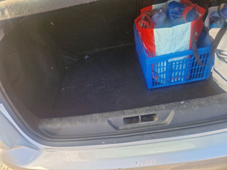 Peugeot, 308, Hatchback, 2015, Manual, 1560 (cc), 5 doors