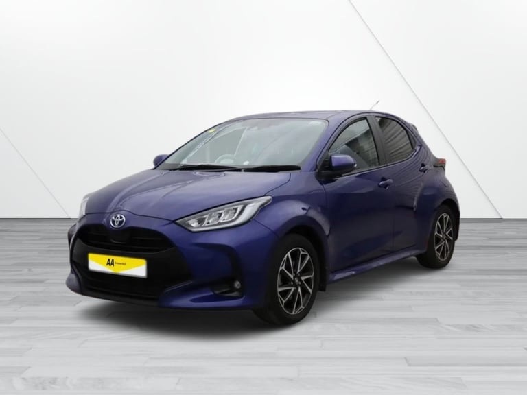 2022 Toyota Yaris 1.5 VVT-h Design Hatchback 5dr Petrol Hybrid E-CVT Euro 6 (s/s) (116 ps) 1  Hat...