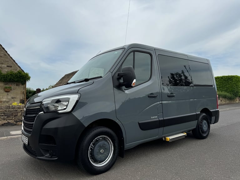 image for 2020 Renault Master 2020 RENAULT MASTER 2.3 DCI ENERGY SL28 BUSINESS QUIKSHIFT SWB EURO 6 Minibus...