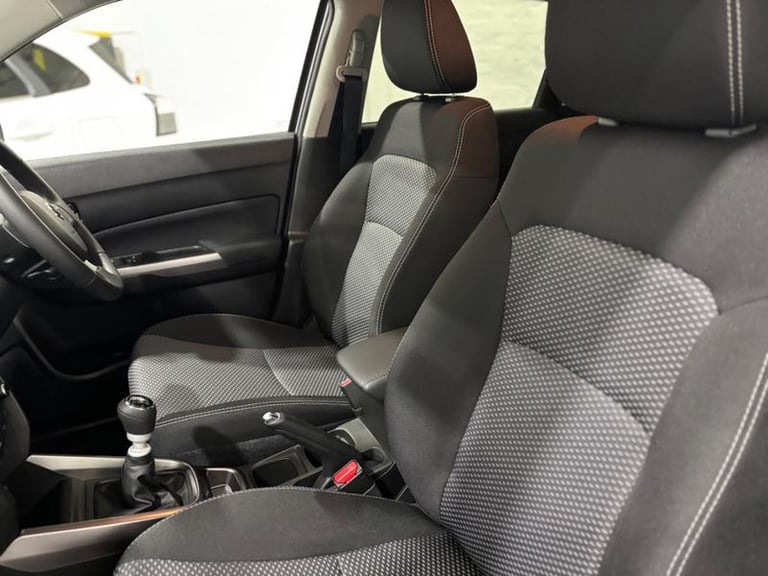2025 Suzuki Vitara Motion Manual SUV Hybrid Manual