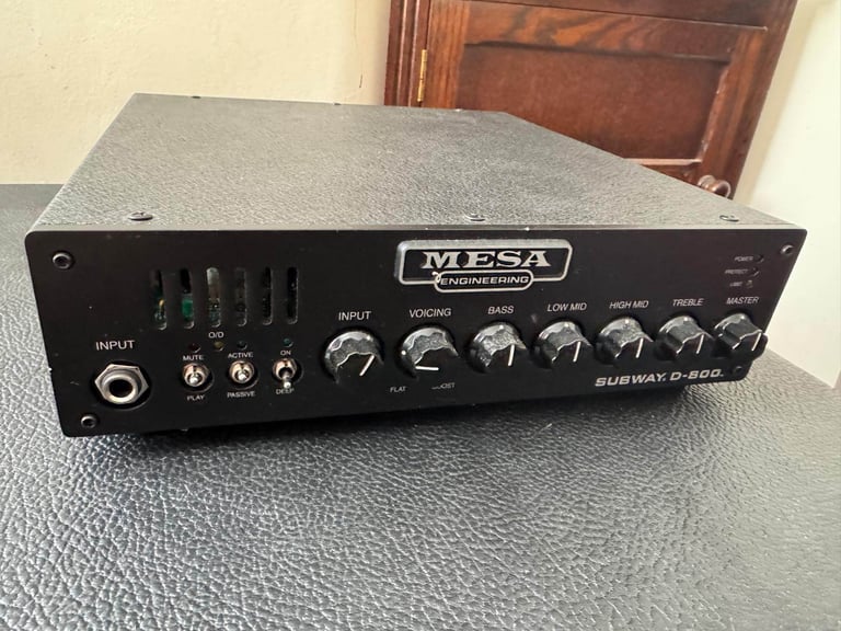 800w Mesa Boogie Subway D800 Bass Amp with Superlight Cabs