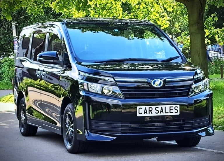 2015 Toyota Voxy 1.8 Hybrid Automatic 81,900 Miles. 7 Seater. Hybrid Petrol. PX OK MPV Petrol/Ele...