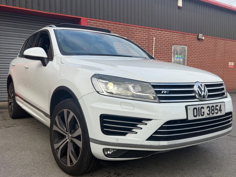2015 Volkswagen Touareg 3.0 TDI V6 BlueMotion Tech R-Line Tiptronic 4WD Euro 6 (s/s) 5dr ESTATE D...
