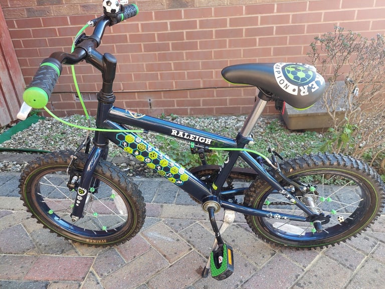 image for Raleigh Striker 16" Bicycle